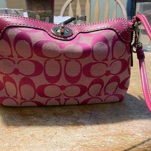 Coach Pink Jacquard Signature C- top turn lock wristlet